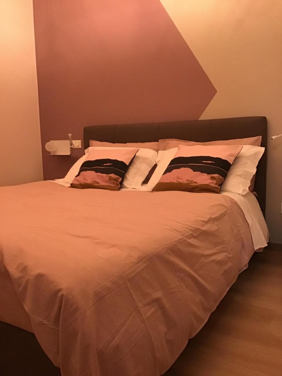 Hotel Moniga Desenzano del Garda Kültér fotó